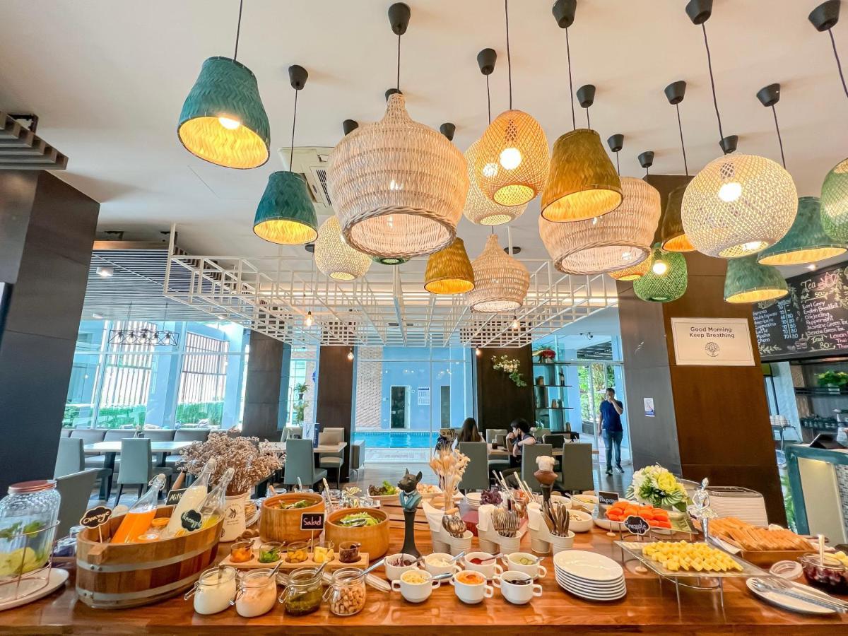 Kokotel Bangkok Dheva Thonglor Banguecoque Exterior foto