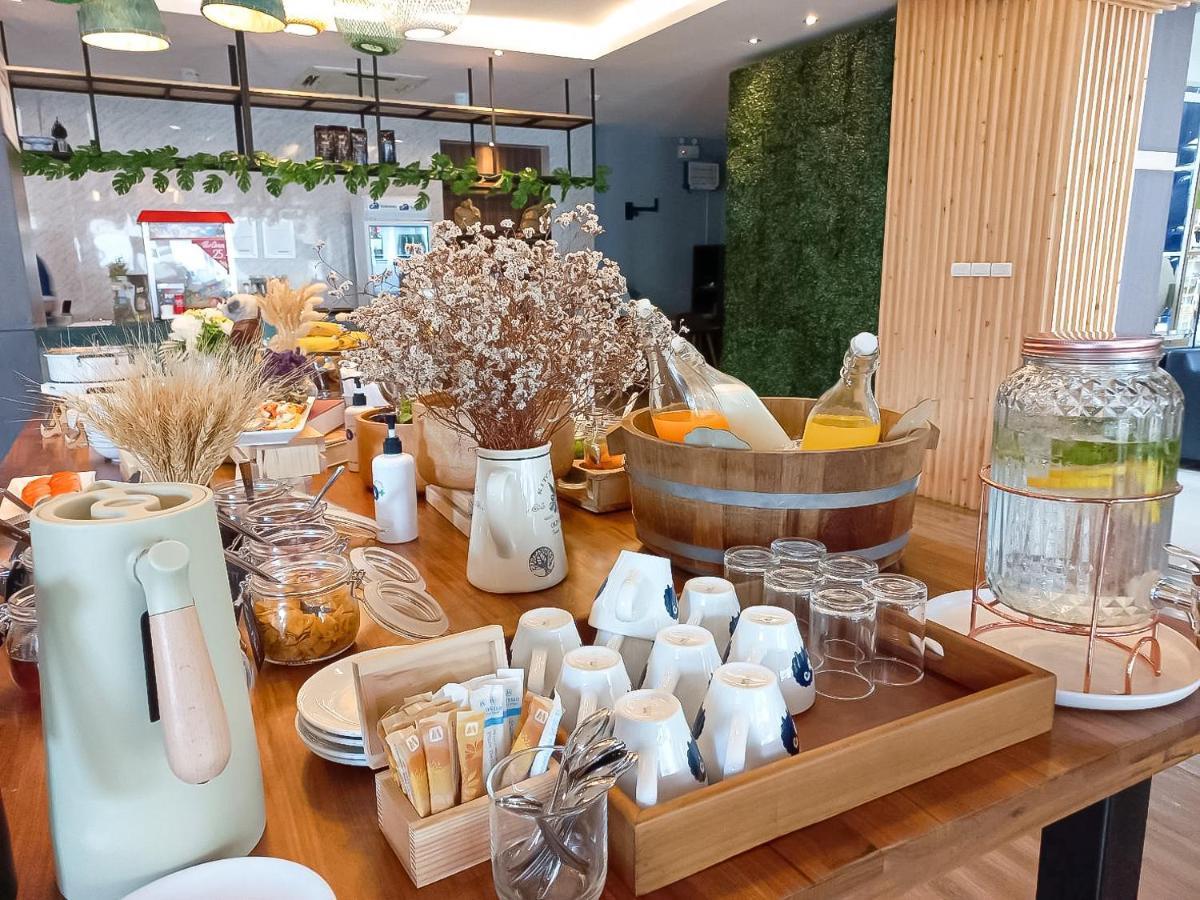 Kokotel Bangkok Dheva Thonglor Banguecoque Exterior foto